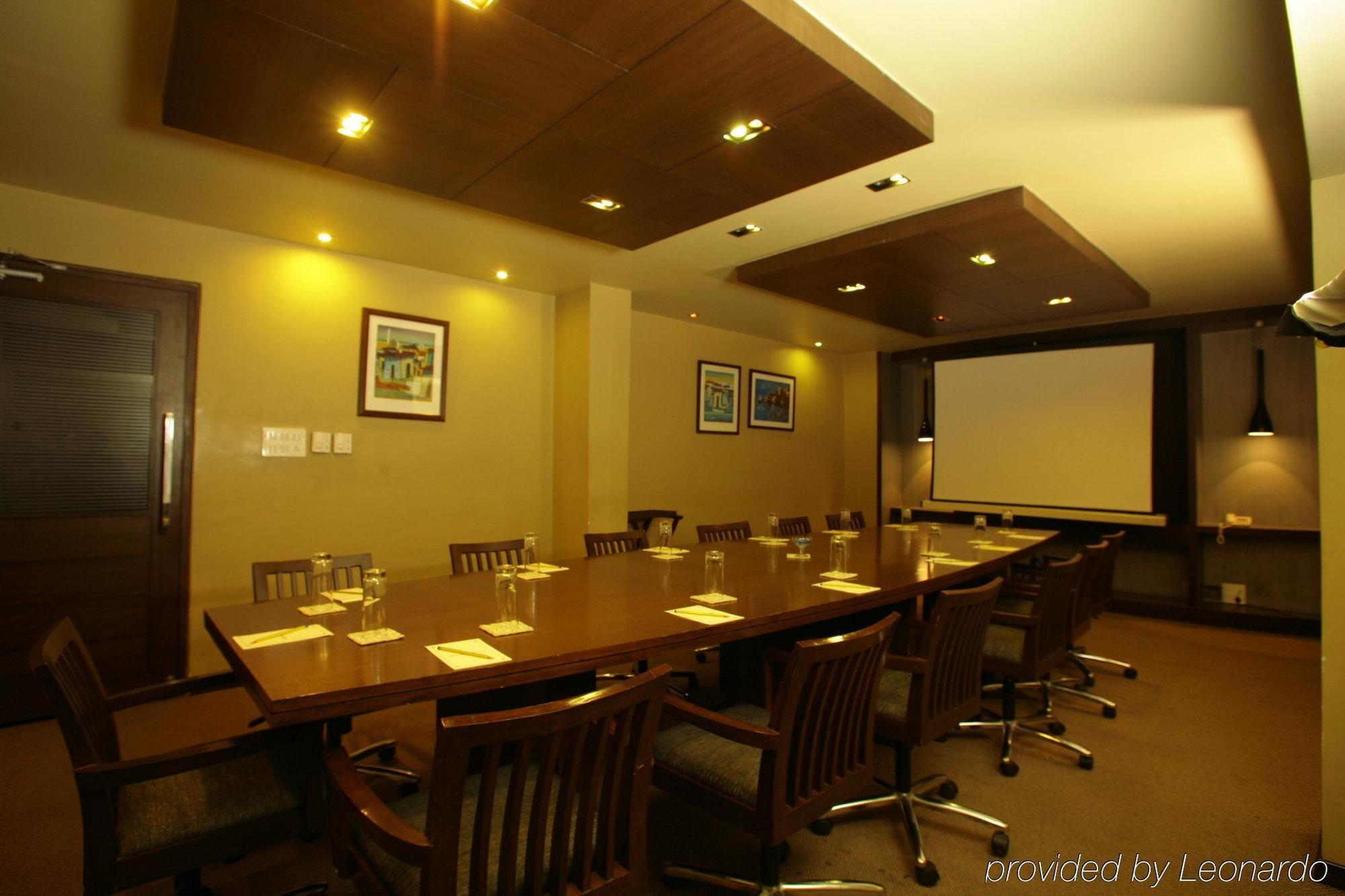 ​Justa Hyderabad Hotel สิ่งอำนวยความสะดวก รูปภาพ
