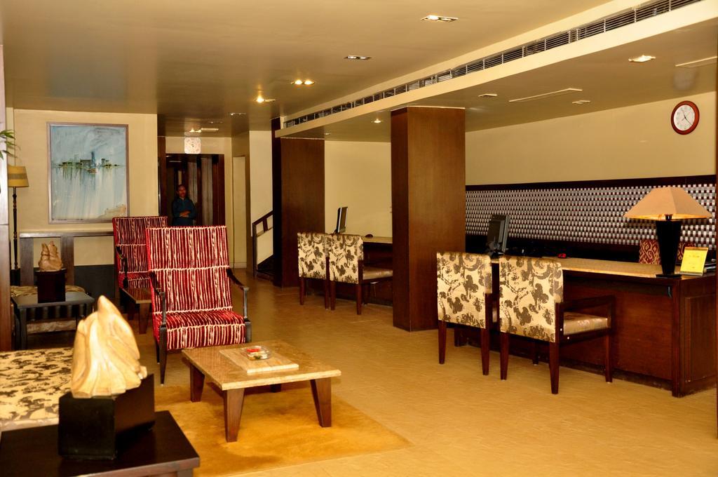 ​Justa Hyderabad Hotel ภายนอก รูปภาพ
