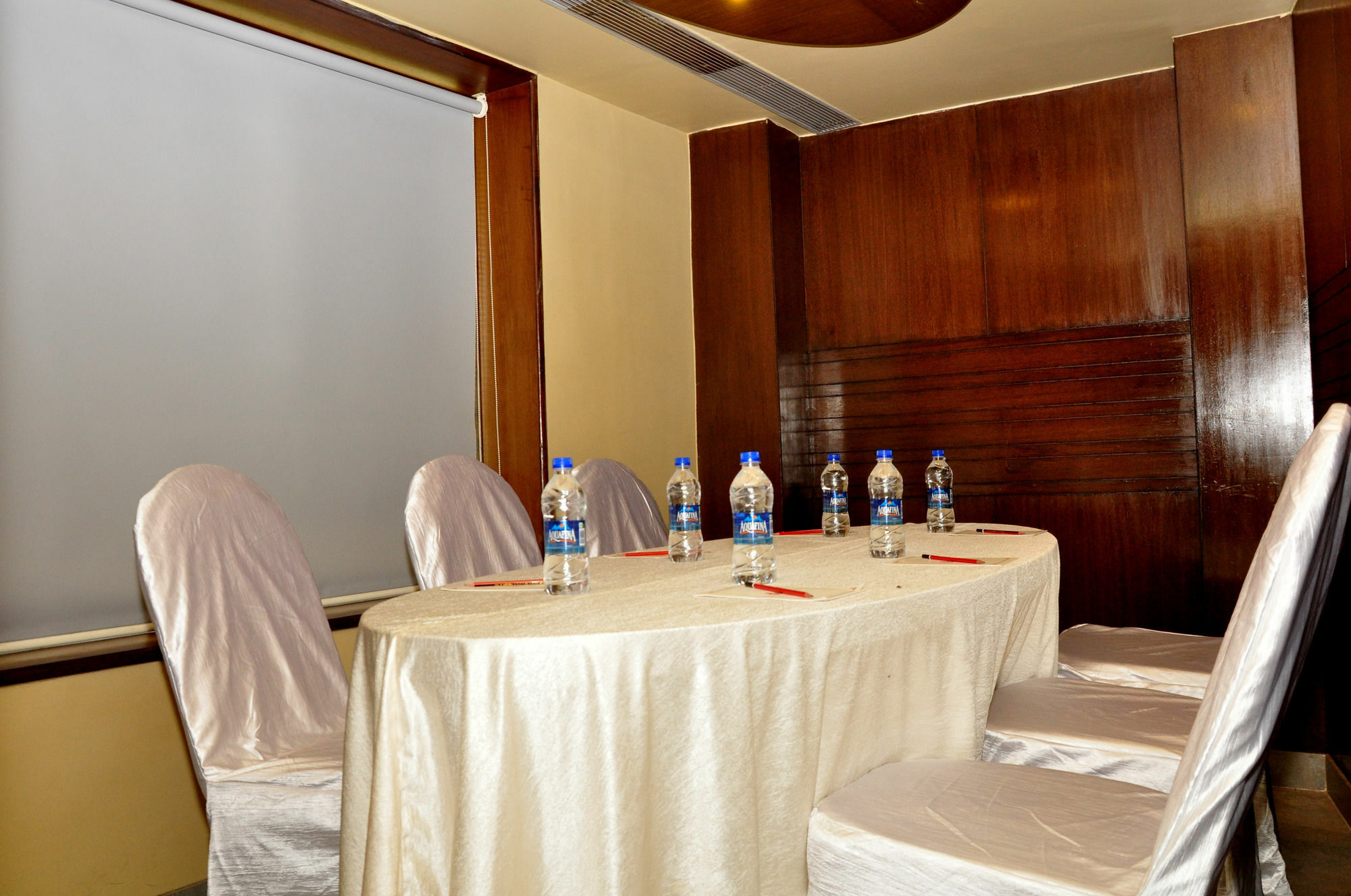 ​Justa Hyderabad Hotel ภายนอก รูปภาพ